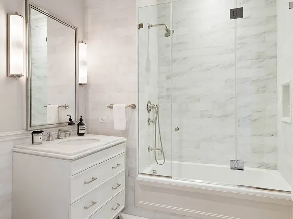 212 West 18th Street image 14 of 16