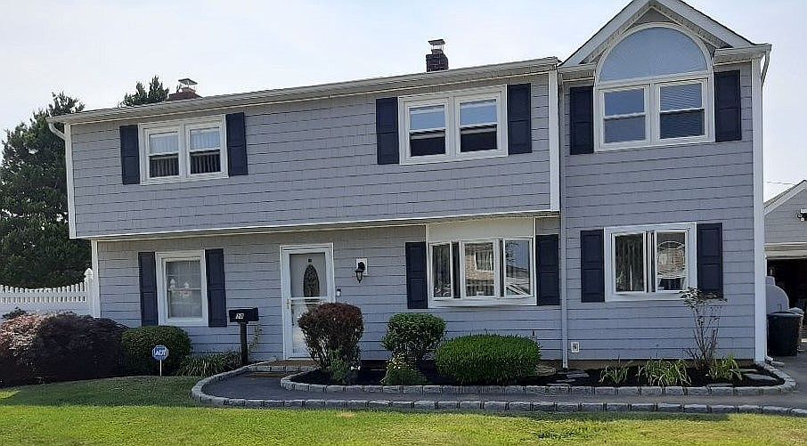 1st image of 38 Candle Ln