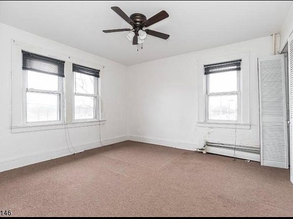 5th image of 152 Schuyler Ave Floor 2