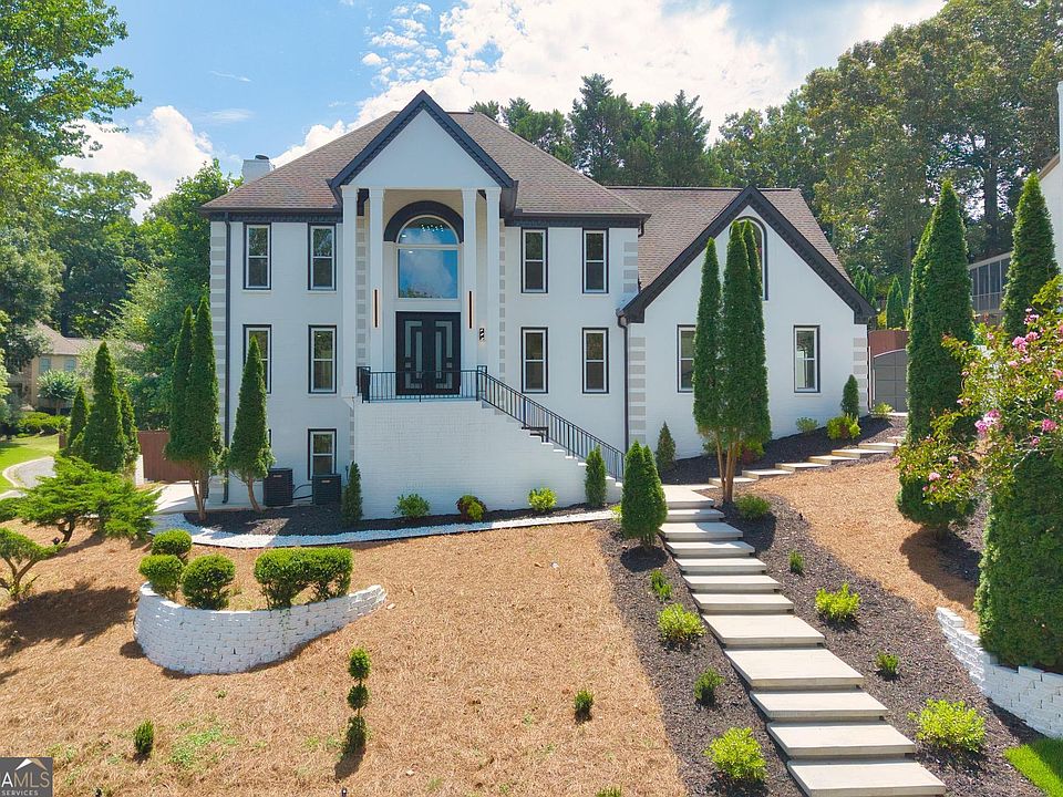 1st image of 762 Bedford Oaks Dr