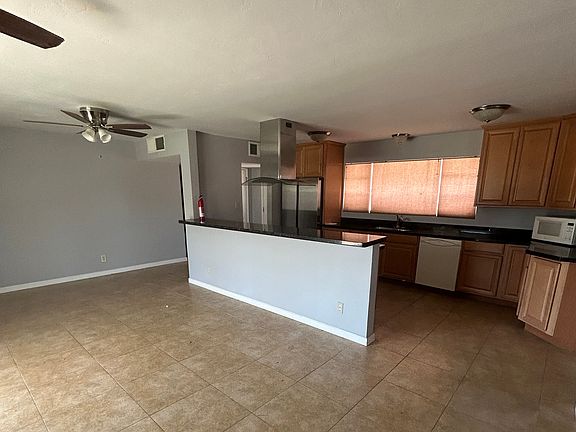 2nd image of 4707 N 75th Way