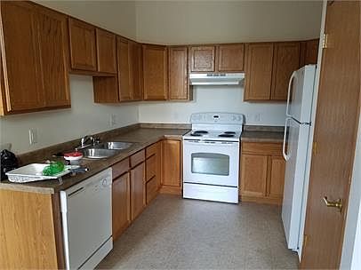 1st image of 351 W Fulton St #16107040