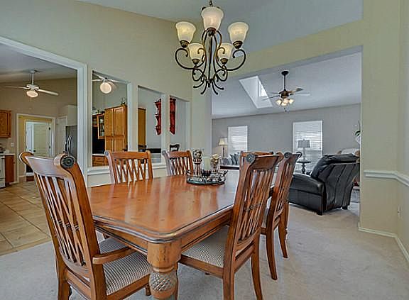 5th image of 532 Chasewood Dr