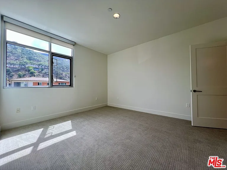 11715 W Bellagio Rd #204 — Photo 9