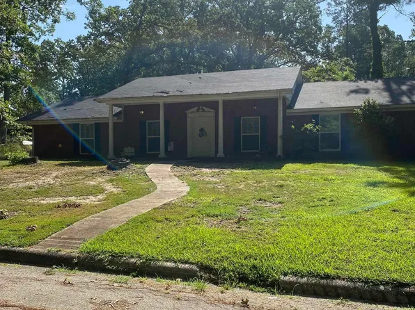 702 Overstreet, Fordyce, AR 71742