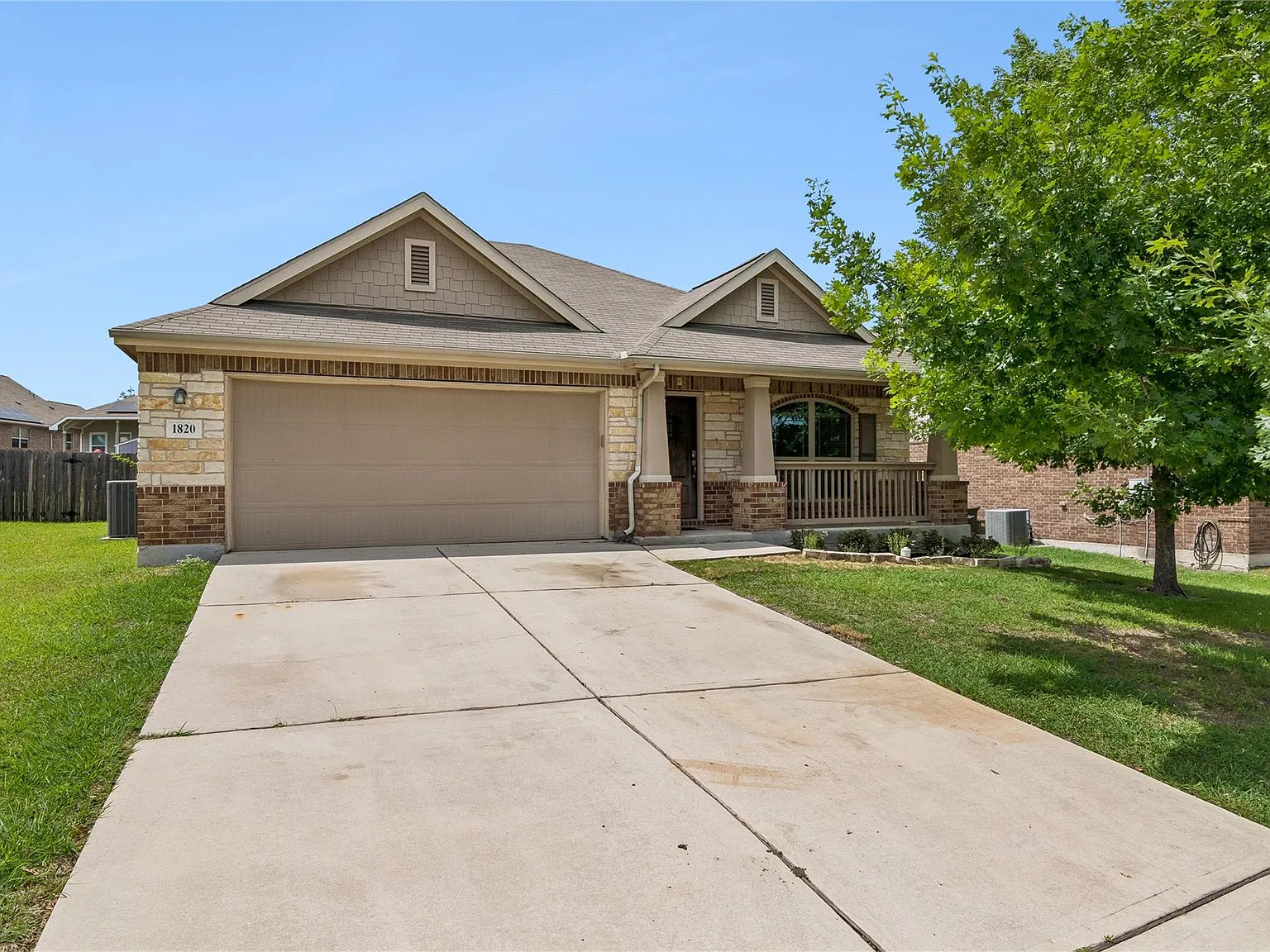 3 bed, 2.0 bath, 1552 sqft, $1,800 — Photo 1