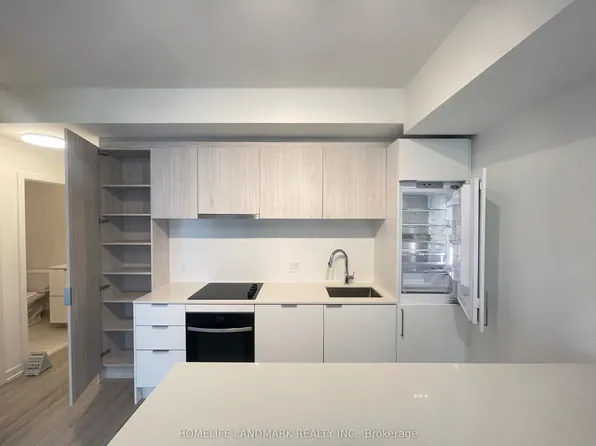 89 Church St, Toronto, ON