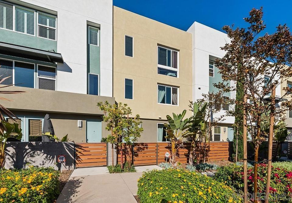 1st image of 81 Sea Crest Dr #1