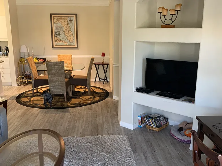 5134 Northridge Rd #204 — Photo 3