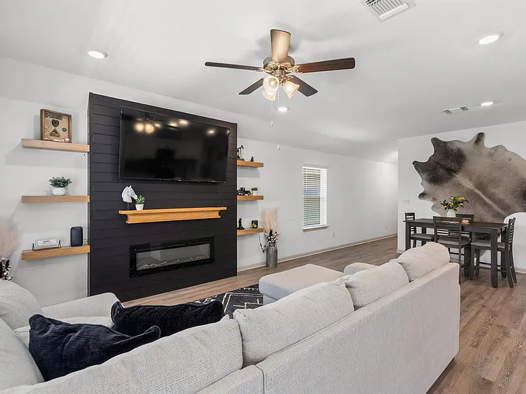 107 Aransas River Rd — Photo 5