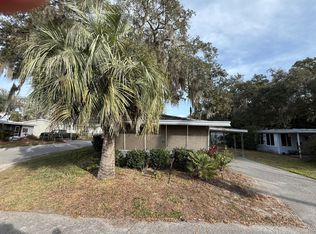 106 Camellia Dr, Leesburg, FL 34788