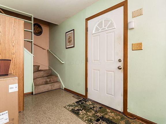 3rd image of 205 Buckeye Cir #B