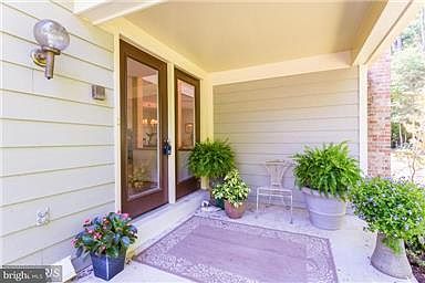 3rd image of 2916 Elmridge Ct