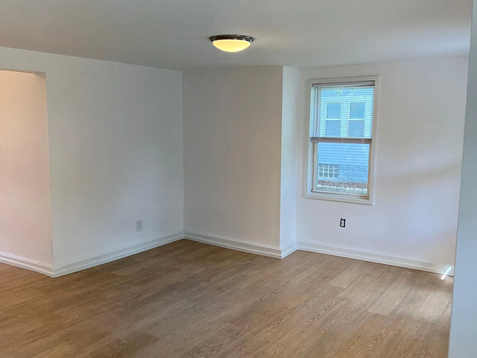 164 E Morrill Ave — Photo 3