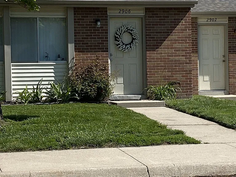 Southdale Square Apartments — Photo 27