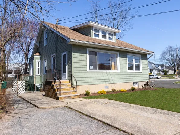 3737 Amboy Rd, Staten Island, NY 10308