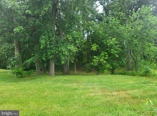 713 Haverford Ave, Maple Shade, NJ 08052