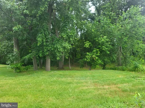 713 Haverford Ave, Maple Shade, NJ 08052