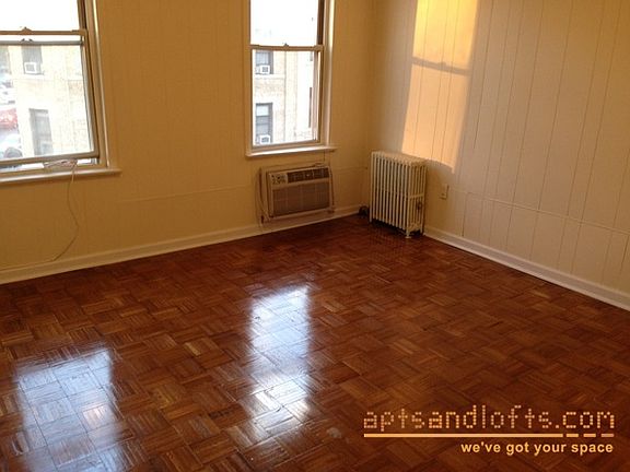 5th image of 531 Graham Ave APT 2