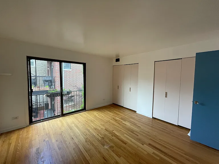 2830 N Burling St — Photo 15