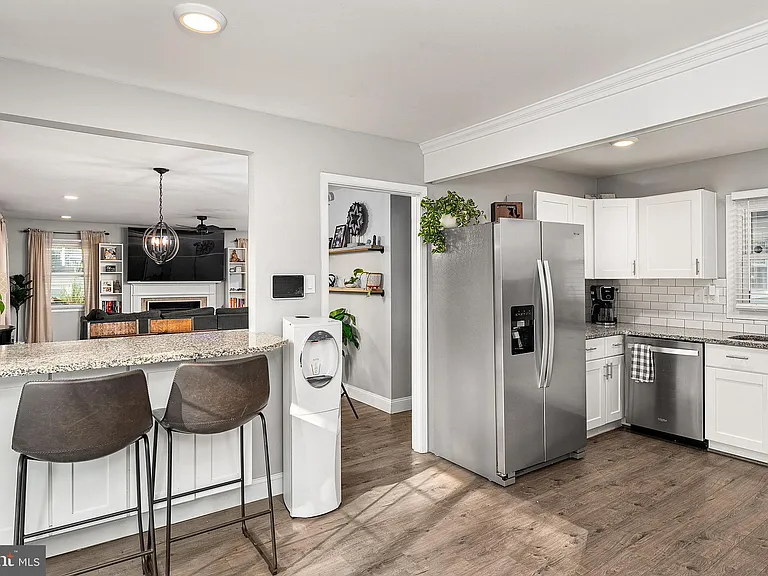 3710 Ivy Hill Ln — Photo 9
