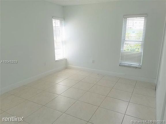 20180928190818923674000000-o