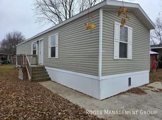 423 Carriage Lane Est #423, Streator, IL 61364
