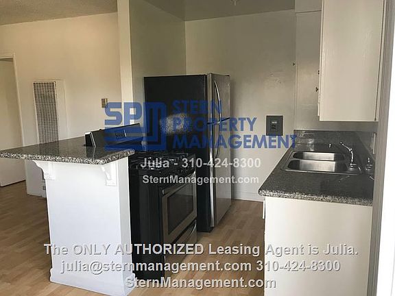 5th image of 4215 McLaughlin Ave APT 11