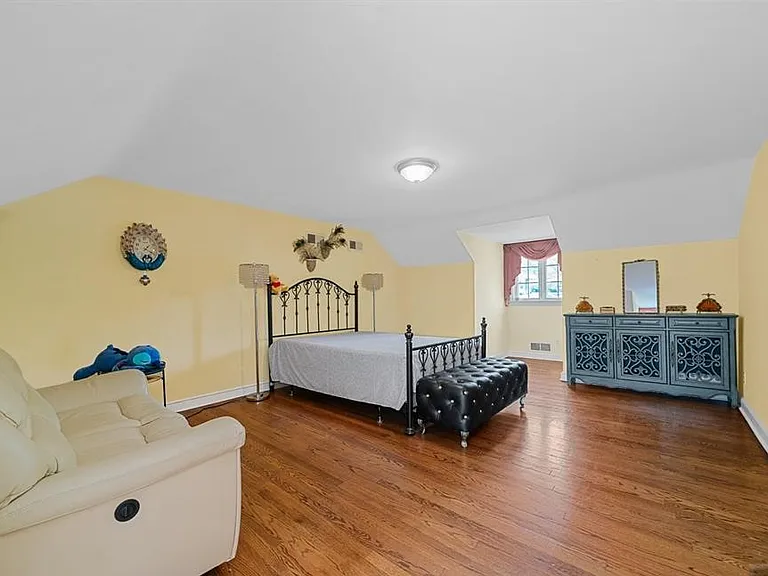 328 W Ridgewood Ave — Photo 28