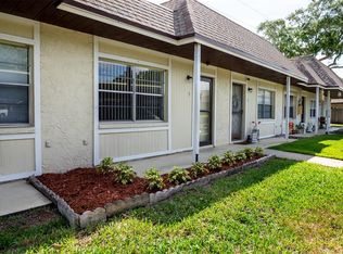 706 Green Valley Rd APT E5, Palm Harbor, FL 34683