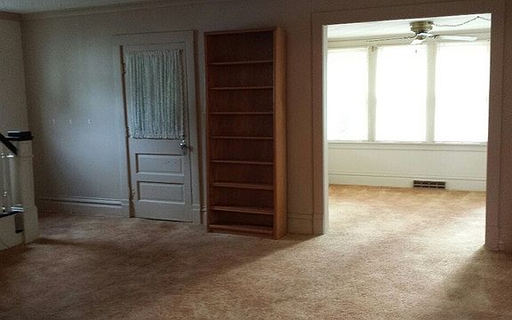 5th image of 520 Austin Ave