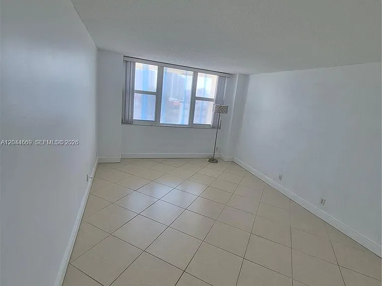 3180 S Ocean Dr #621 — Photo 4