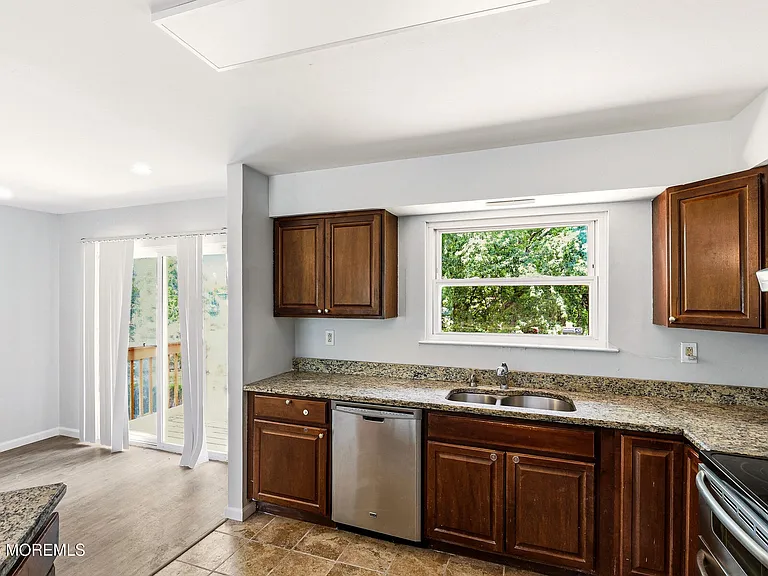 3 Cherokee Dr — Photo 6