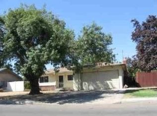 2150 Cherry Ave, Sanger, CA 93657