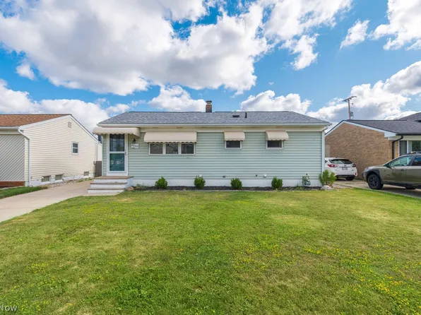 6119 Carol Dr, Brookpark, OH 44142