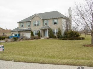9102 Bentley Ln, Spring Grove, IL 60081