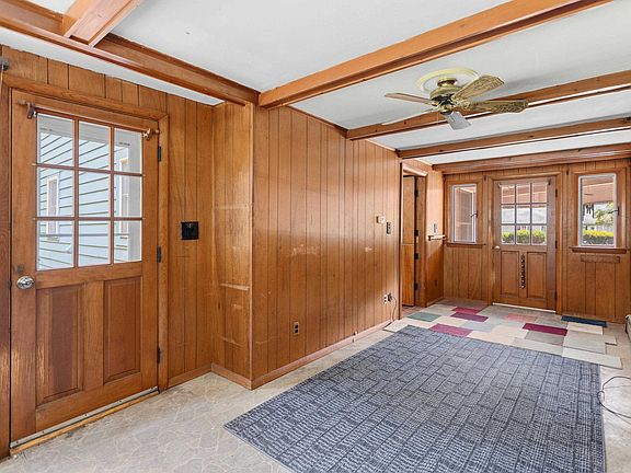 3rd image of 6 Hartswood Road