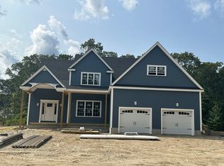 17 Federal St, Blackstone, MA 01504