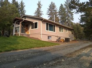 575 S Espey Rd, Grants Pass, OR 97527