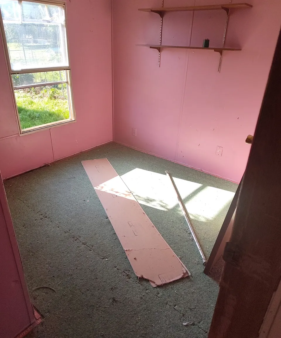 3 bed, 1000 sqft, $700 — Photo 4