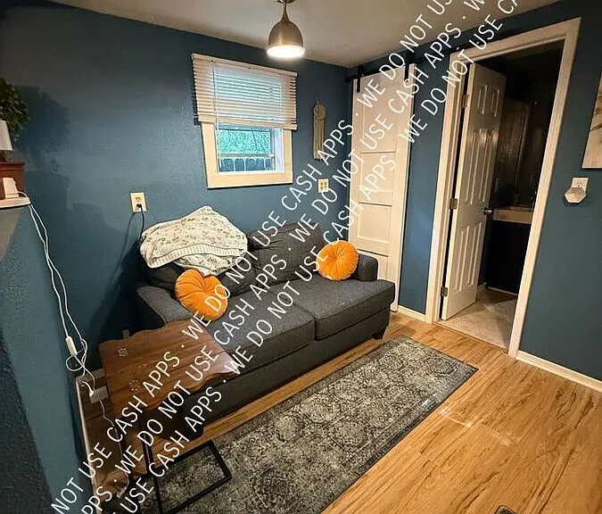 803 Markus Ave #B — Photo 9