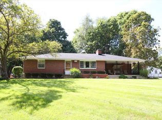 491 Moorewood Cir, Dayton, OH 45415