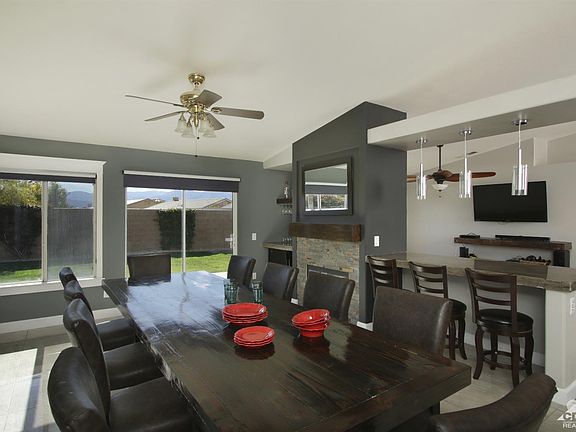 2nd image of 81339 Avenida Rosada