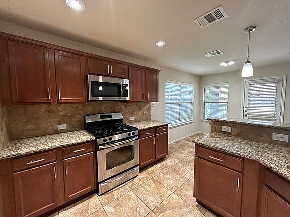 3rd image of 18801 Derby Hill Ln