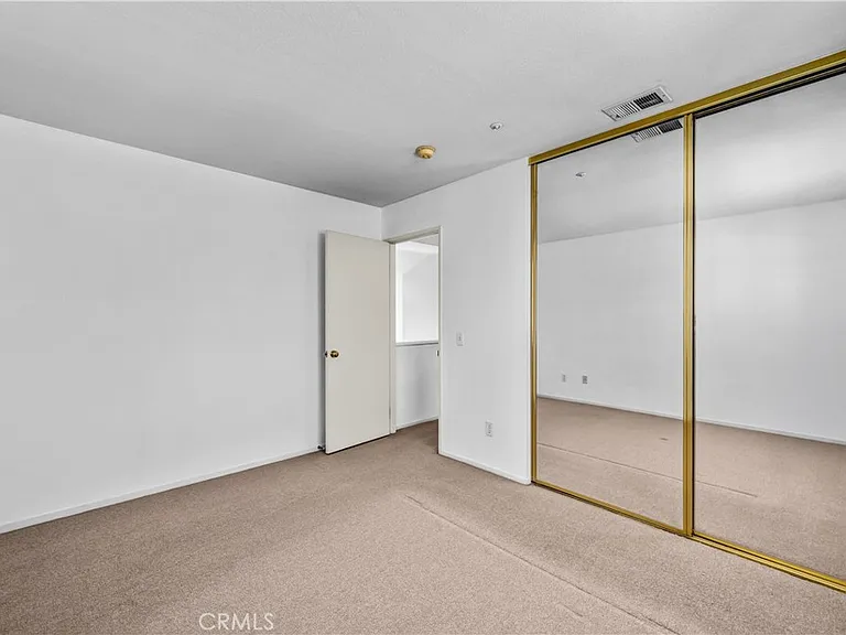 465 E Afton Ln — Photo 12