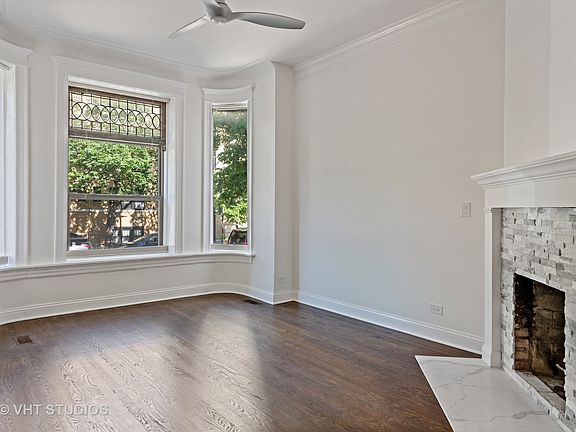 2nd image of 4008 N Clarendon Ave