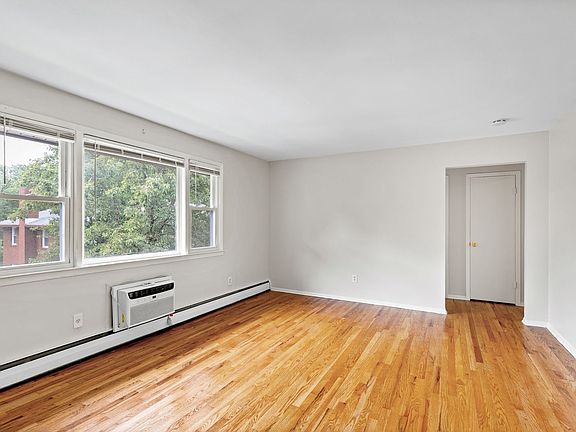 5th image of 35 Mill Rd #6A
