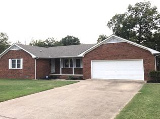 111 Royal St, Martin, TN 38237