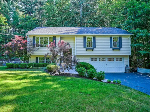 27 Old Goshen Road, Conway, NH 03813