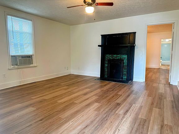 Spacious living room.